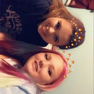 Meet your Posher, Alexis